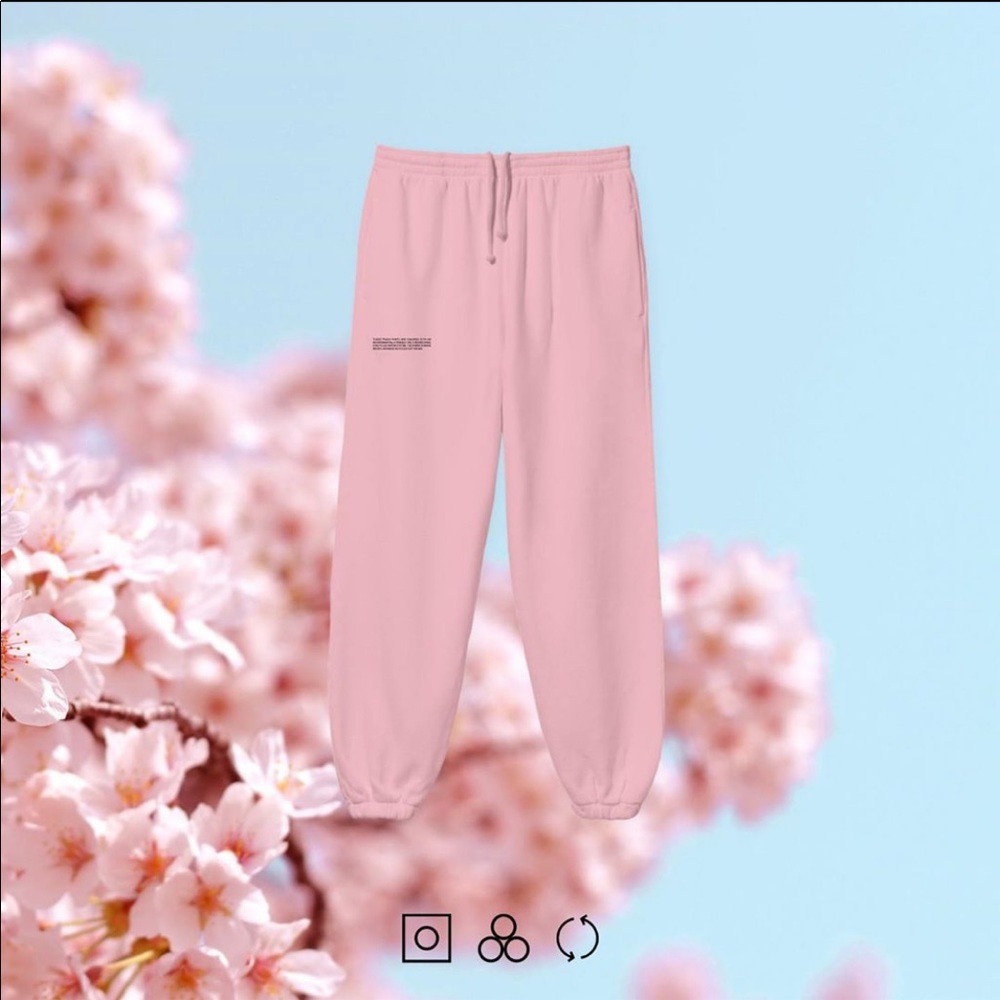NWT and dust bag Pangaia Sakura sweatpants